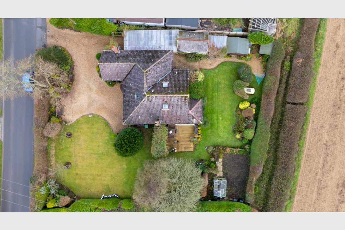 Image: 24 Broomhill Wimborne Dorset Broomhill