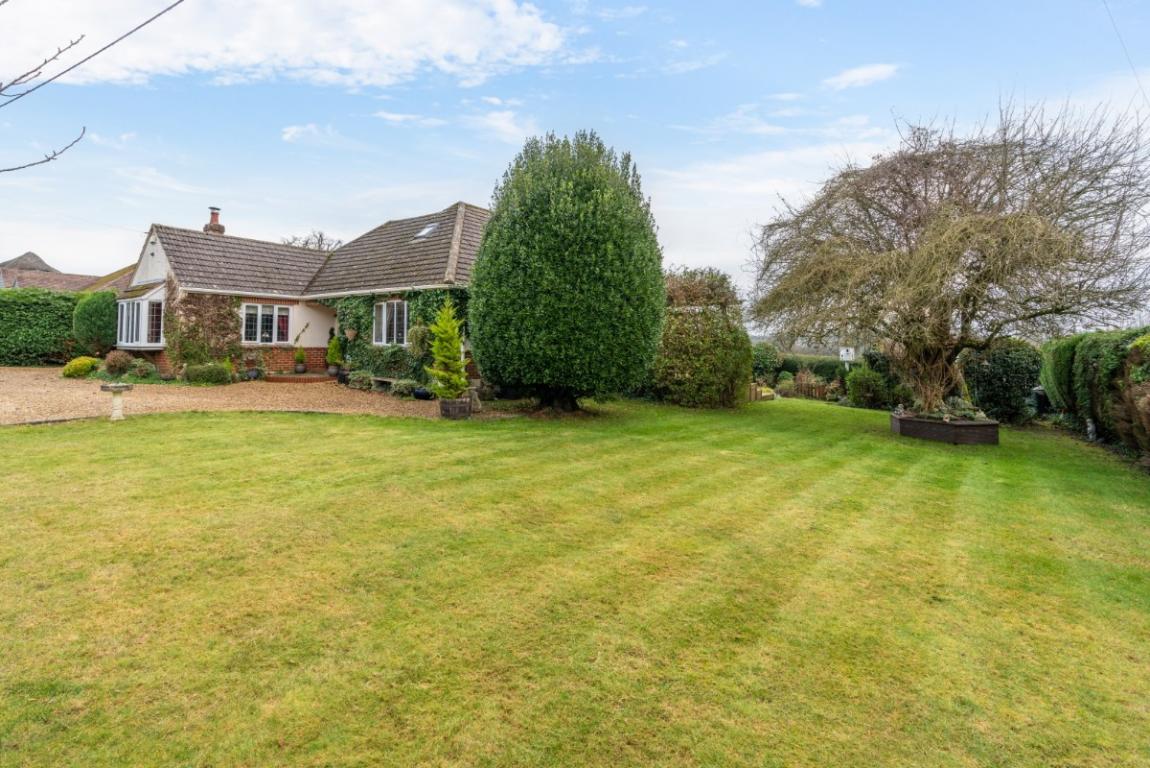 Image: 22 Broomhill Wimborne Dorset Broomhill
