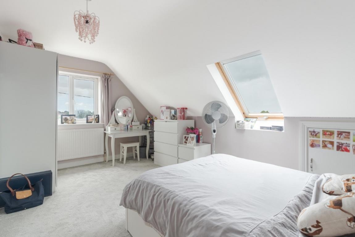Image: 19 Blythe Road Wimborne Dorset Corfe Mullen
