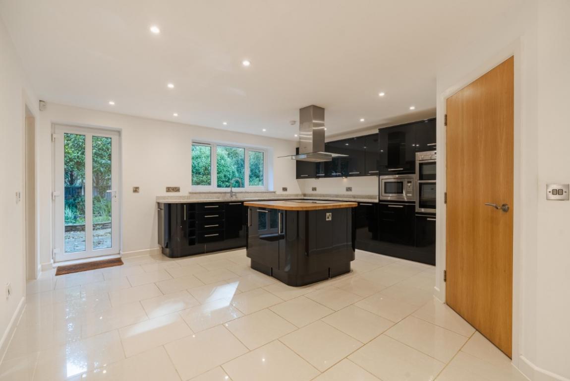 Image: 4 Wimborne Road Wimborne Dorset Colehill