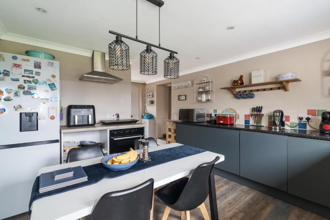 Image: 7 Jubilee Hill Wimborne Dorset Woodlands