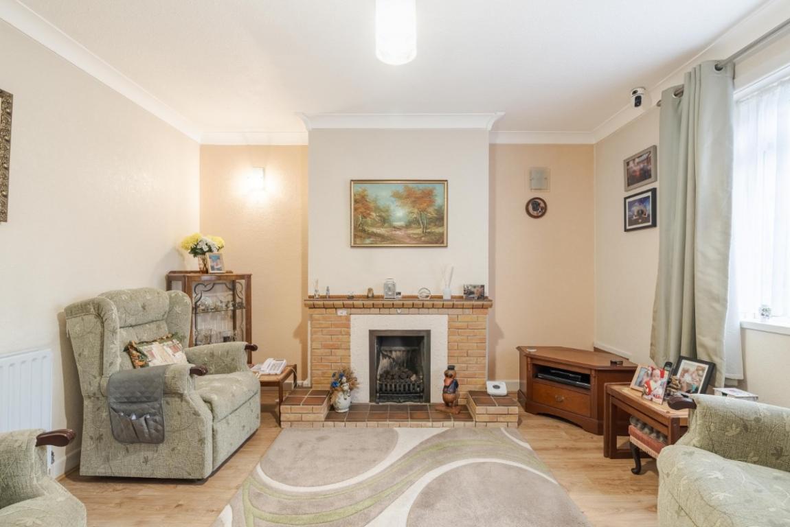 Image: 2 Middlehill Road Wimborne Dorset Colehill