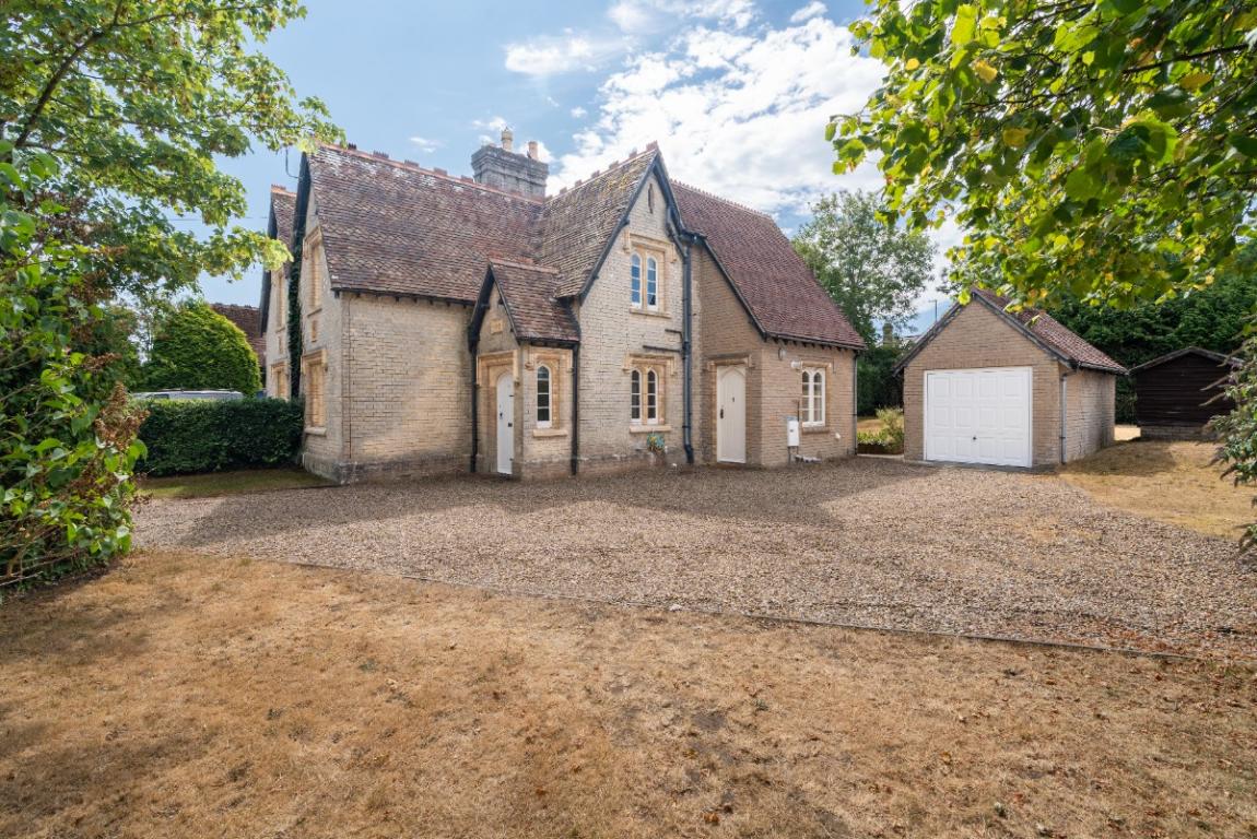 Image: 13 Oakley Lane Wimborne Dorset 