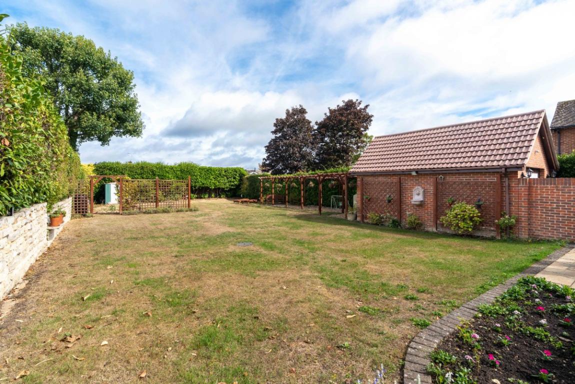 Image: 42 Springdale Road Wimborne Dorset Corfe Mullen