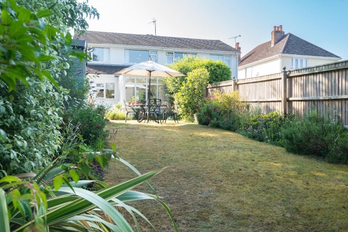 Image: 34 Lonnen Road Wimborne Dorset Colehill